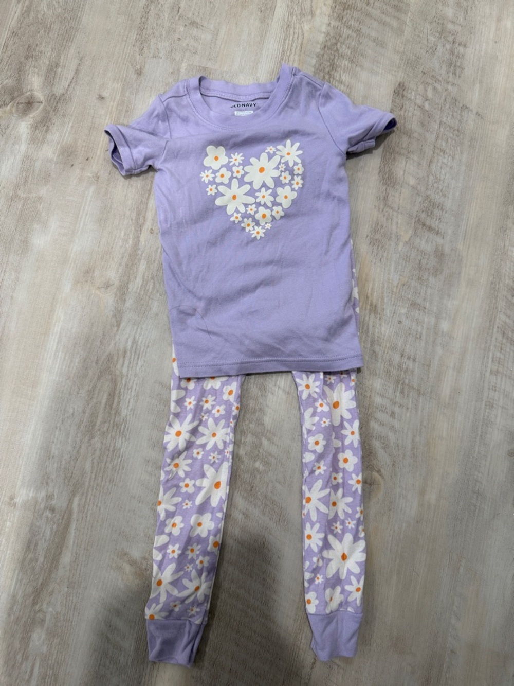 Old Navy Lavender Daisy Heart Pajama Set with White & Orange Accents